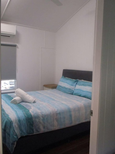 Dandaloo Gardens - South Australia Travel 0