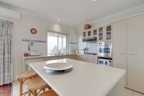 Aegina - South Australia Travel 5