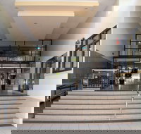 Adelaide City Apartment - 3BR 2Bath  Carpark