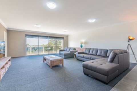 Thompson Avenue Apartments No.1 - South Australia Travel 0