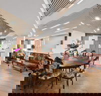 YEHS Hotel Sydney QVB