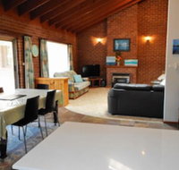 Norfolk at Hat Head - South Australia Travel