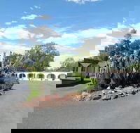 Azalea Motel - South Australia Travel