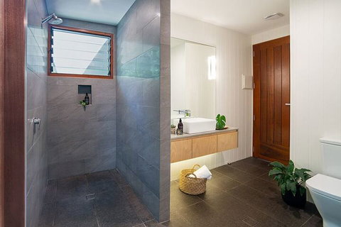 Byron Beach Retreats - The BungalowÂ  - South Australia Travel 5