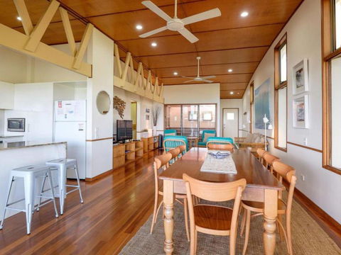 Claytons On Cylinder Beach Front - South Australia Travel 4
