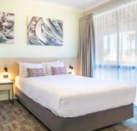 Nightcap at Wanneroo Tavern - South Australia Travel