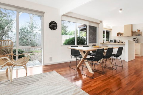 Backyard Bliss - South Australia Travel 4