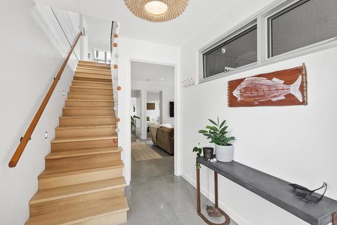 Bristlebird - Rejuvenate Stays - South Australia Travel 1