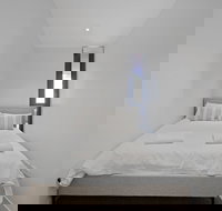 Brand New Fully Furnished Apartment near Macquarie Centre