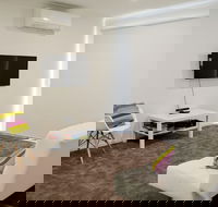 7 Gilmore Smiths Beach House - South Australia Travel