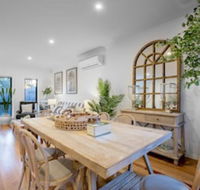 AUJOY 3 Bed Townhouse Burwood 3 - South Australia Travel