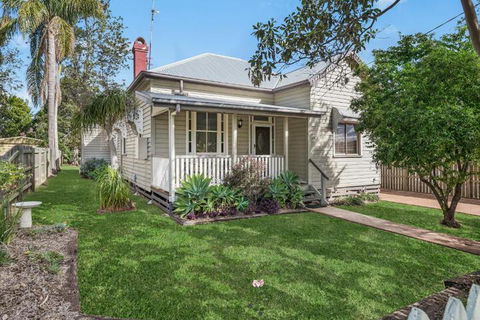 Ambiente Cottage Pet & Family Friendly - South Australia Travel 6