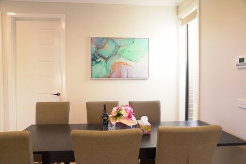 A Brand New House Near Boxhill - South Australia Travel 6