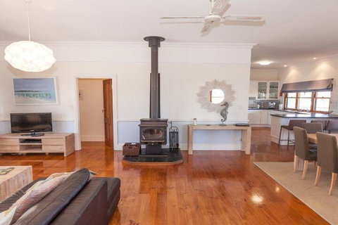 The Banksia 3 Banksia Court - South Australia Travel 2