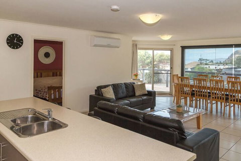 Salt 37 Oceanview Drive - South Australia Travel 7