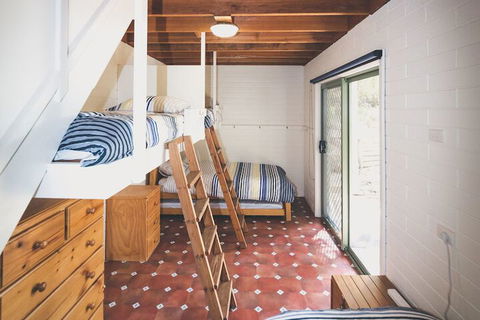 Socks N Sandals 34 Riverview Drive - South Australia Travel 7