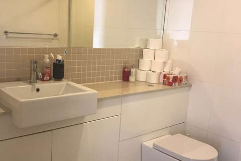 One Bedroom Apartment In Marrickville - South Australia Travel 4