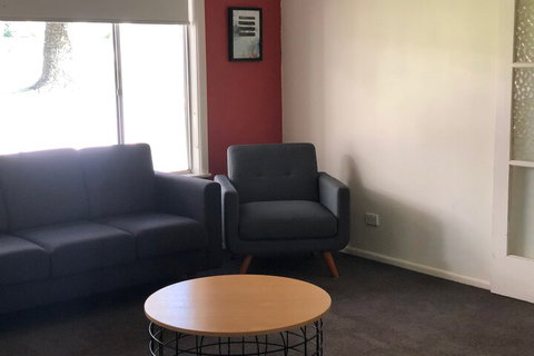 11 Findlay Street - South Australia Travel 1