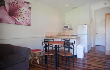 11 Korora Palms 1 Bedroom Bure - South Australia Travel 0