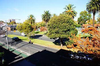 Eastern Townhouse Serviced Apartment - South Australia Travel 0