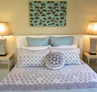 Magnolia Corner - South Australia Travel