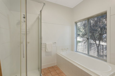 Surfside - South Australia Travel 5