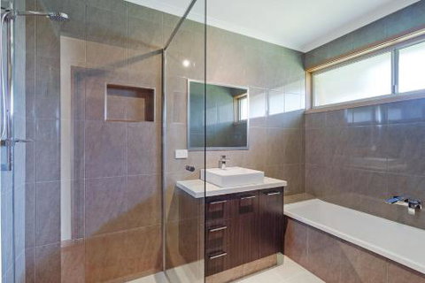 Inlet Views At The Loop - South Australia Travel 1