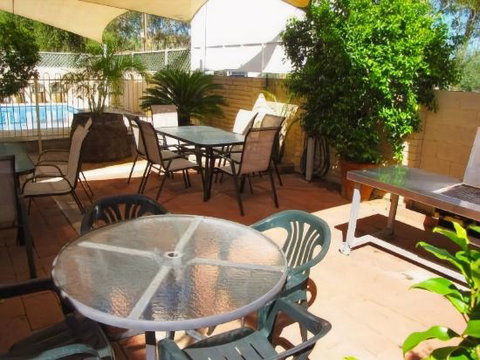 White Gum Motel - South Australia Travel 1