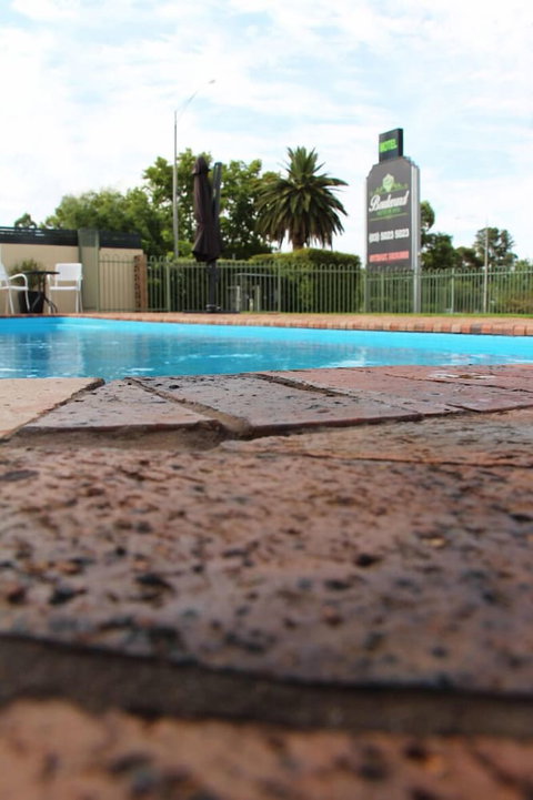 Boulevard Motor Inn - South Australia Travel 0