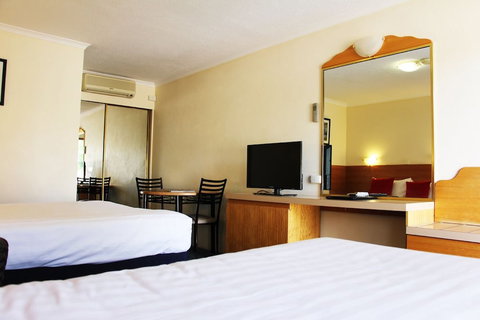 Boulevard Motor Inn - South Australia Travel 2