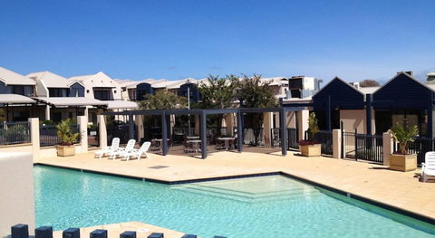 Margarets Beach Resort - South Australia Travel 6