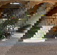 Cumberland Motor Inn - South Australia Travel