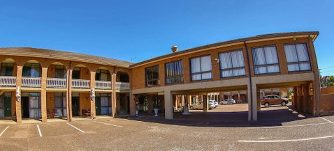 Cumberland Motor Inn - South Australia Travel 1