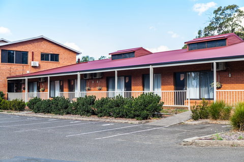 Nightcap At Archer Hotel - South Australia Travel 1