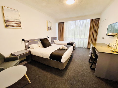 The Select Inn Penrith - South Australia Travel 1