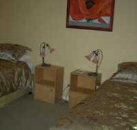 Busy Buzz B  B - South Australia Travel