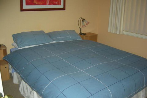 Busy Buzz B & B - South Australia Travel 3