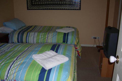 Busy Buzz B & B - South Australia Travel 6