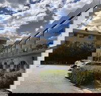 Canberra Short Term and Holiday Accommodation - South Australia Travel