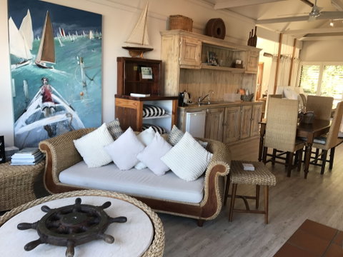 Boathouse - Birks River Retreat - Birks Harbour - South Australia Travel 3