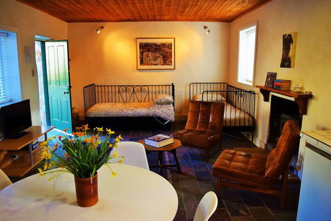 Cleburne Homestead - South Australia Travel 7