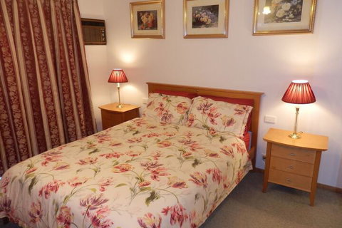 Mast Gully Gardens Bed & Breakfast - South Australia Travel 6