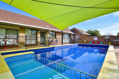 Mildura Holiday Villas - South Australia Travel 2