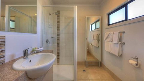 Airport Tourist Village Melbourne - South Australia Travel 4