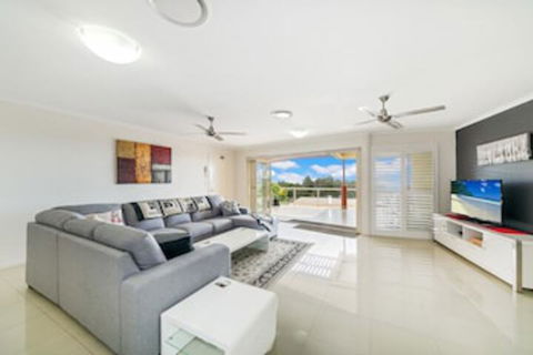 Redcliffe Peninsula Penthouse - South Australia Travel 0