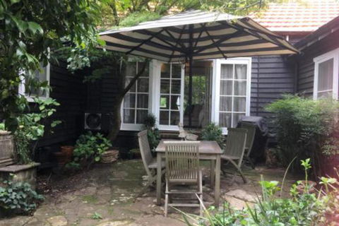 Clubbe Cottage - South Australia Travel 3