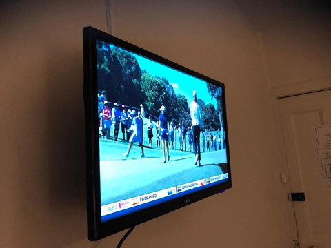 Cornwall Hotel - South Australia Travel 6