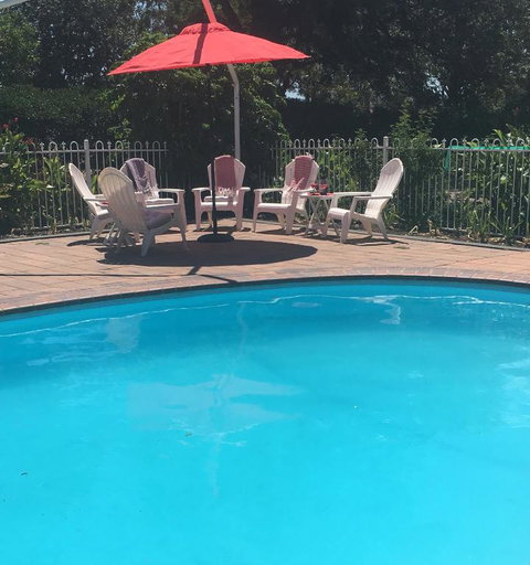 Russley Rural Retreat - South Australia Travel 6