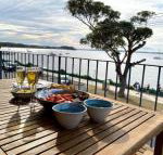 6 SHOAL TOWERS 11 SHOAL BAY RD STUNNING WATER VIEWS  PERFECT LOCATION - South Australia Travel