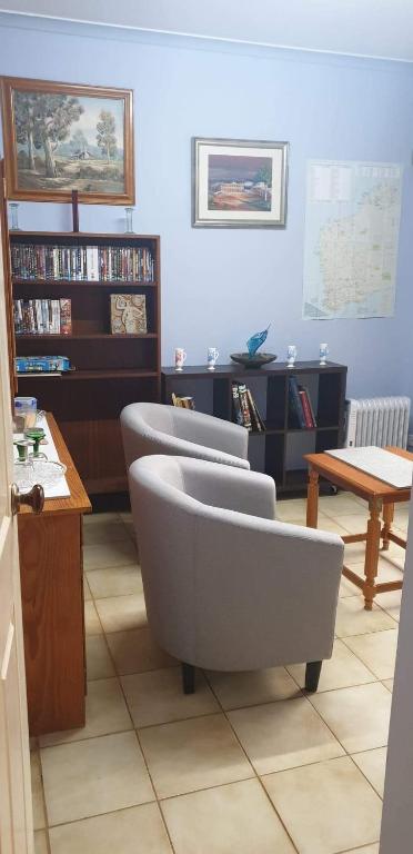 Yorks Lookout Lodge Bed & Breakfast - South Australia Travel 4